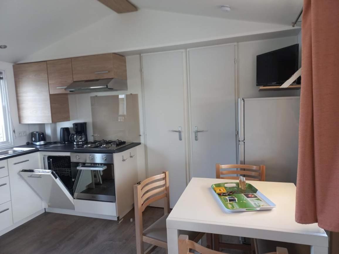 Mobil Home Valras Plage Les Sables Du Midi Экстерьер фото